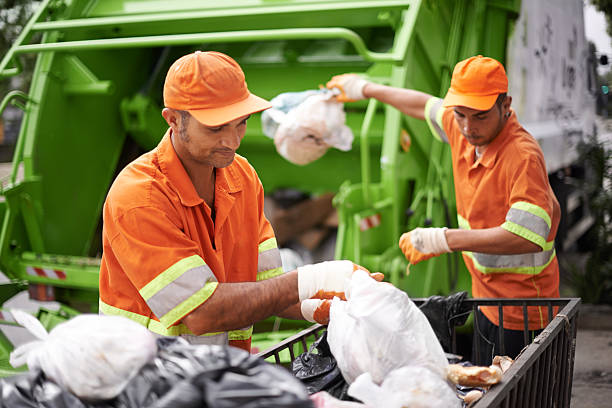 Best Garage Cleanout  in Cloverleaf, TX